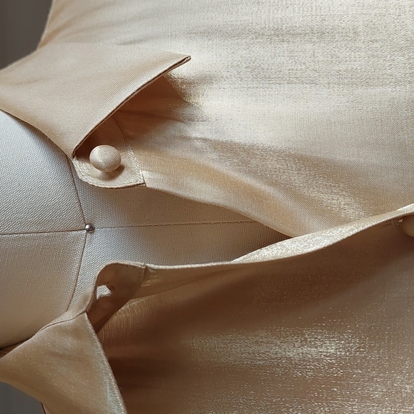 ANN Taylor Gold Shimmer Button Down Shirt - Picture 2 of 6